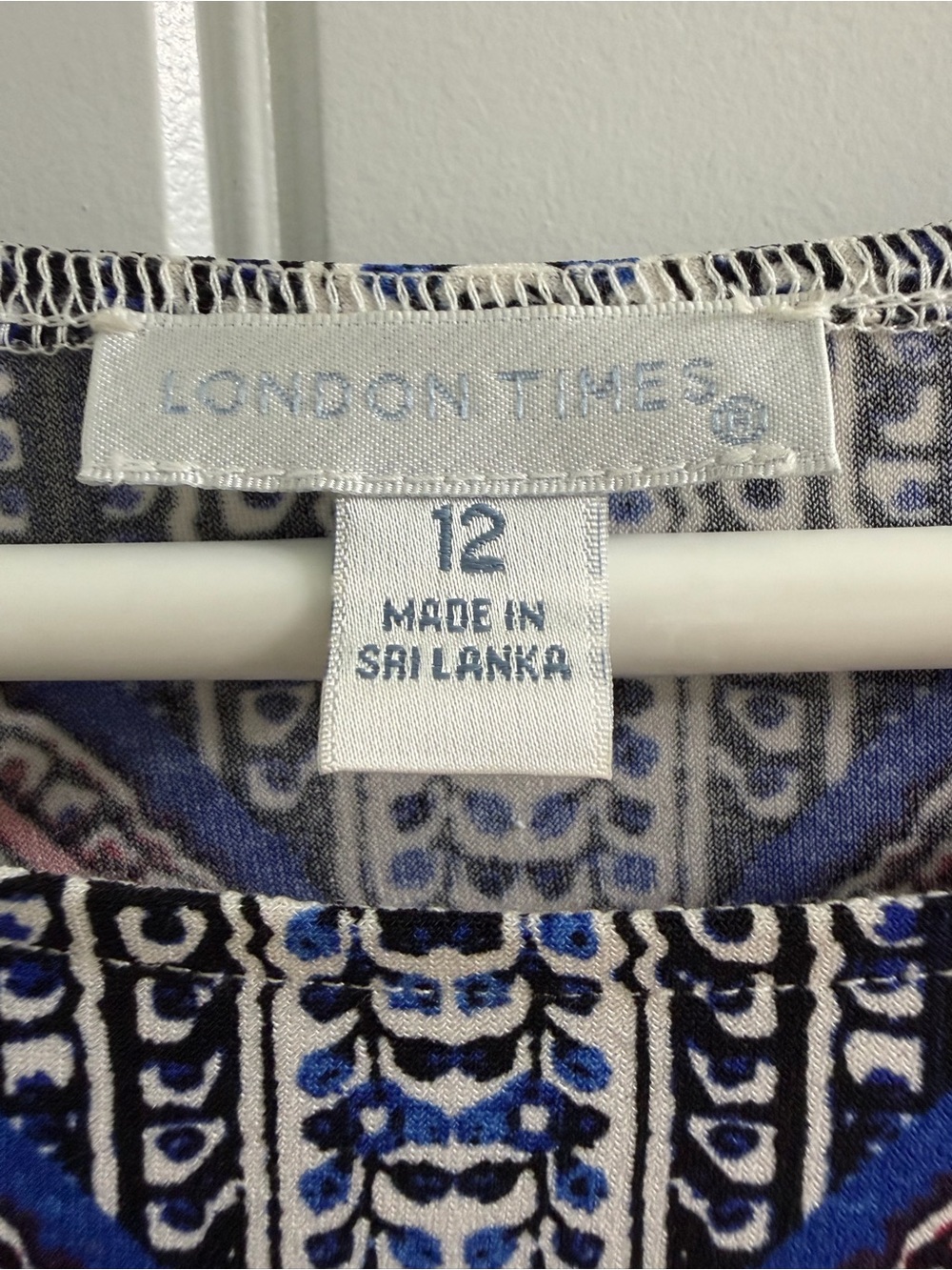London Times Blue Red Paisley 3/4 Sleeve Shift Dress 12 Geometric Mediterranean - Picture 2 of 7
